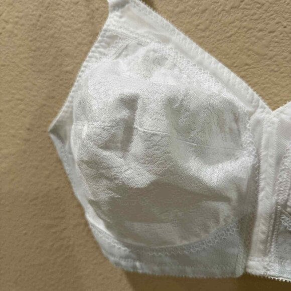 40D white lace bra NWOT - Picture 3 of 5